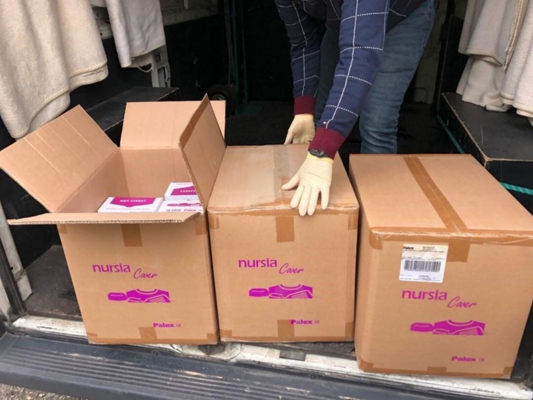 Diputación distribuye las 5.300 mascarillas de la Junta para 2.526 dependientes de grado III