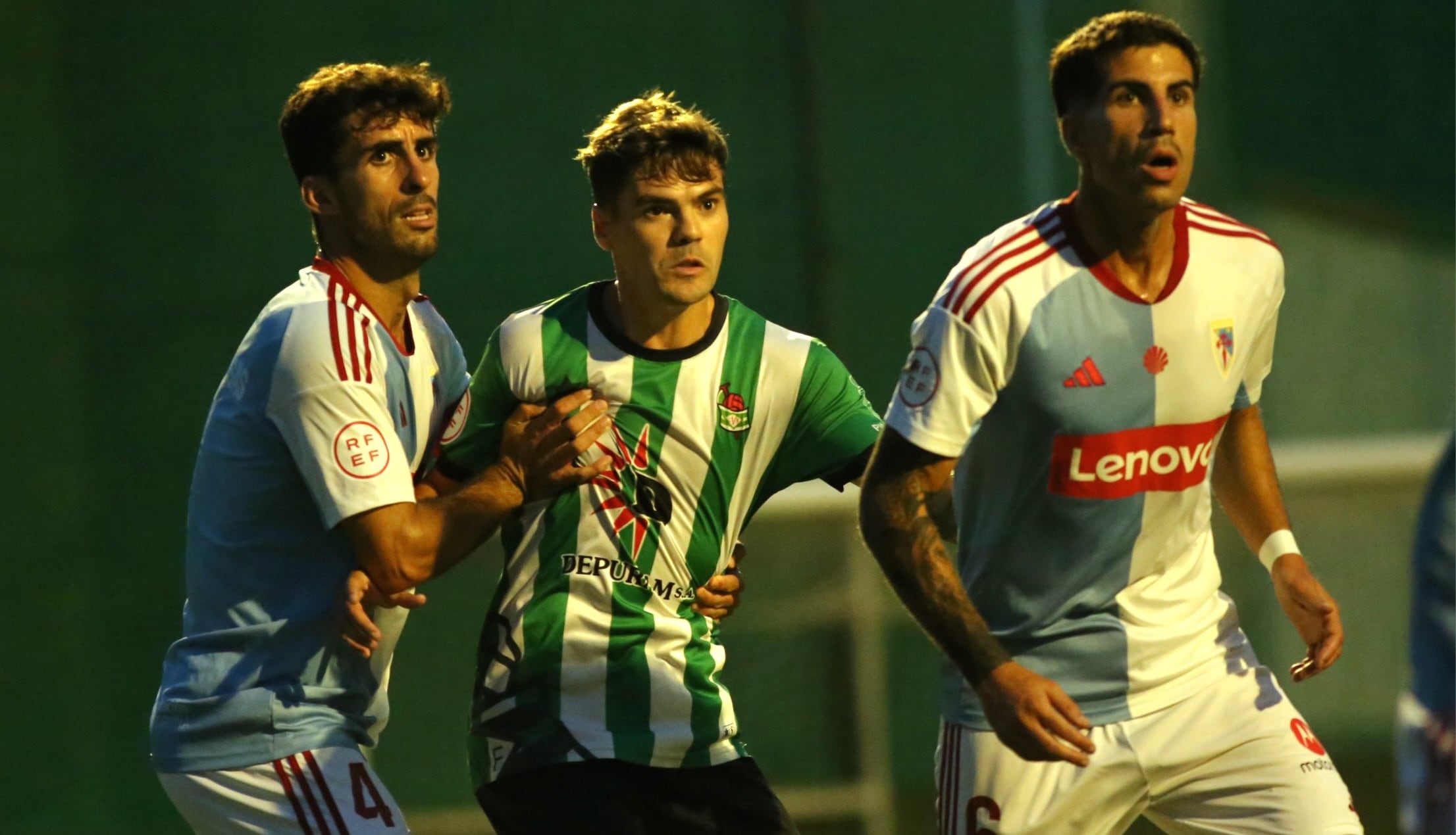 Bruno Pascua, durante el partido contra el Compostela.