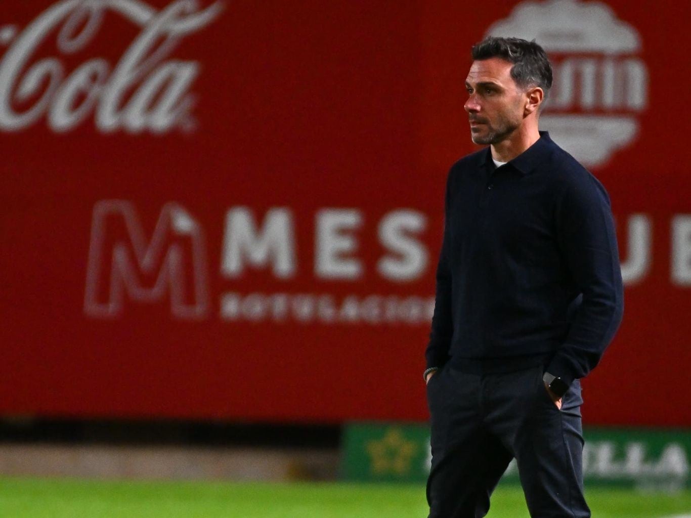 Adrián Colunga dirige al Real Murcia en el Enrique Roca.