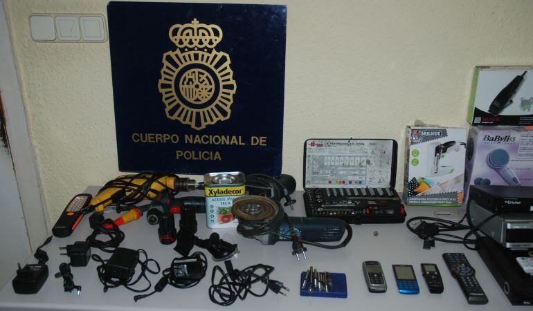 En el domicilio de uno de los detenidos se registraron varios efectos provinientes de los robos