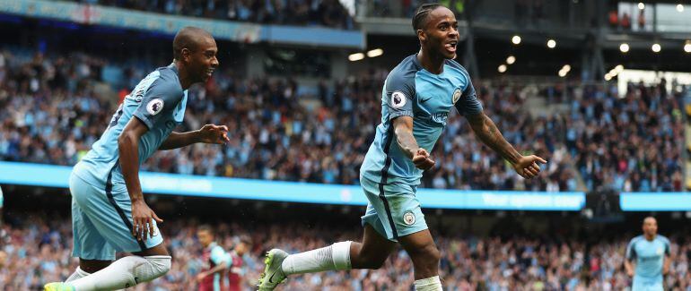 Raheem Sterling, del Manchester City, celebrando su gol