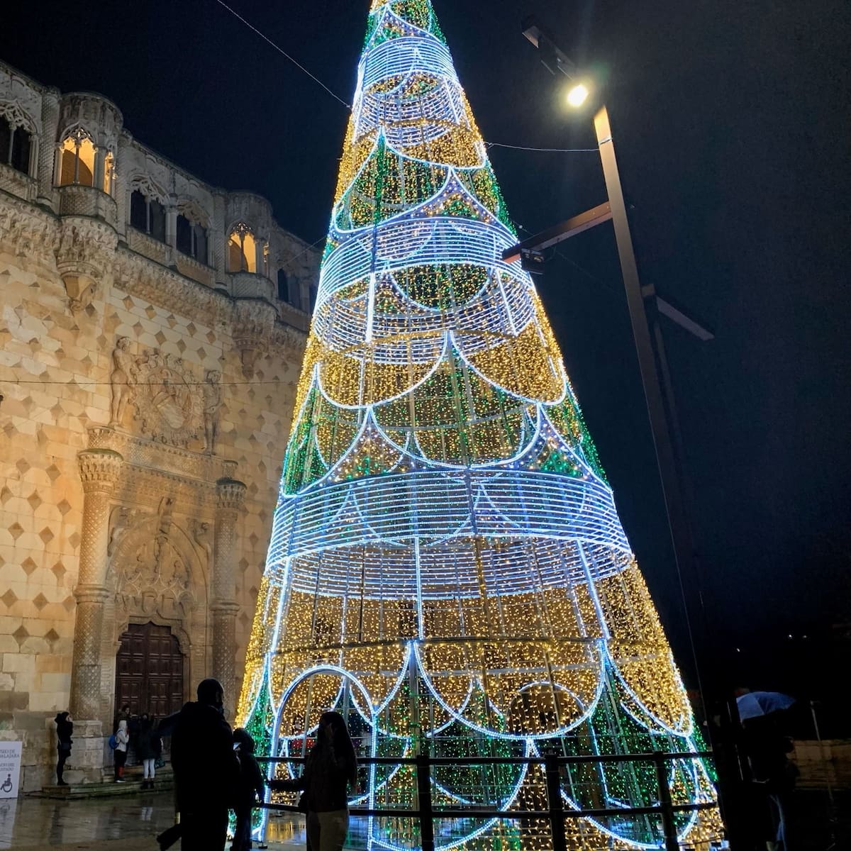 Este año la navidad en Guadalajara viene con más luces, drones y videomaping