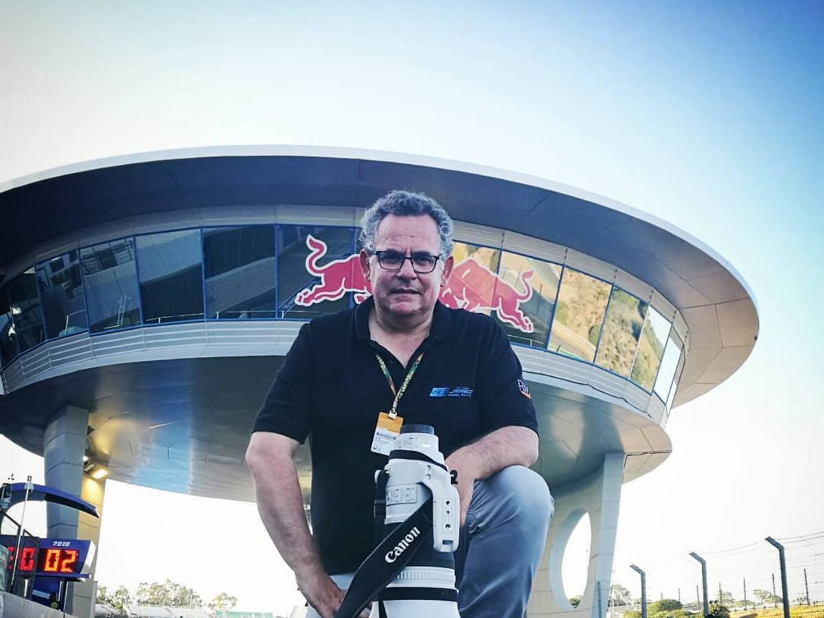 El fotoperiodista Álvaro Rivero