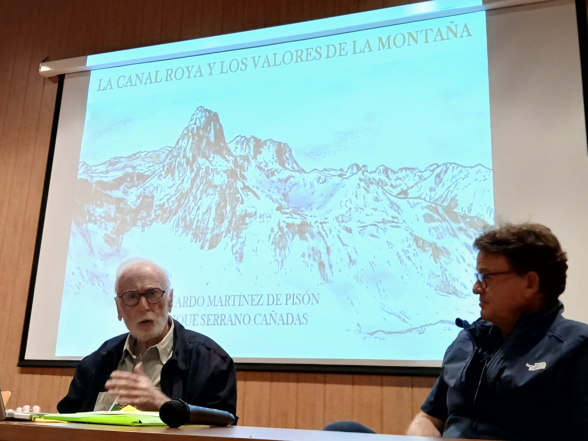 Eduardo Martínez de Pisón en la conferencia inaugural del Congreso Canal Roya