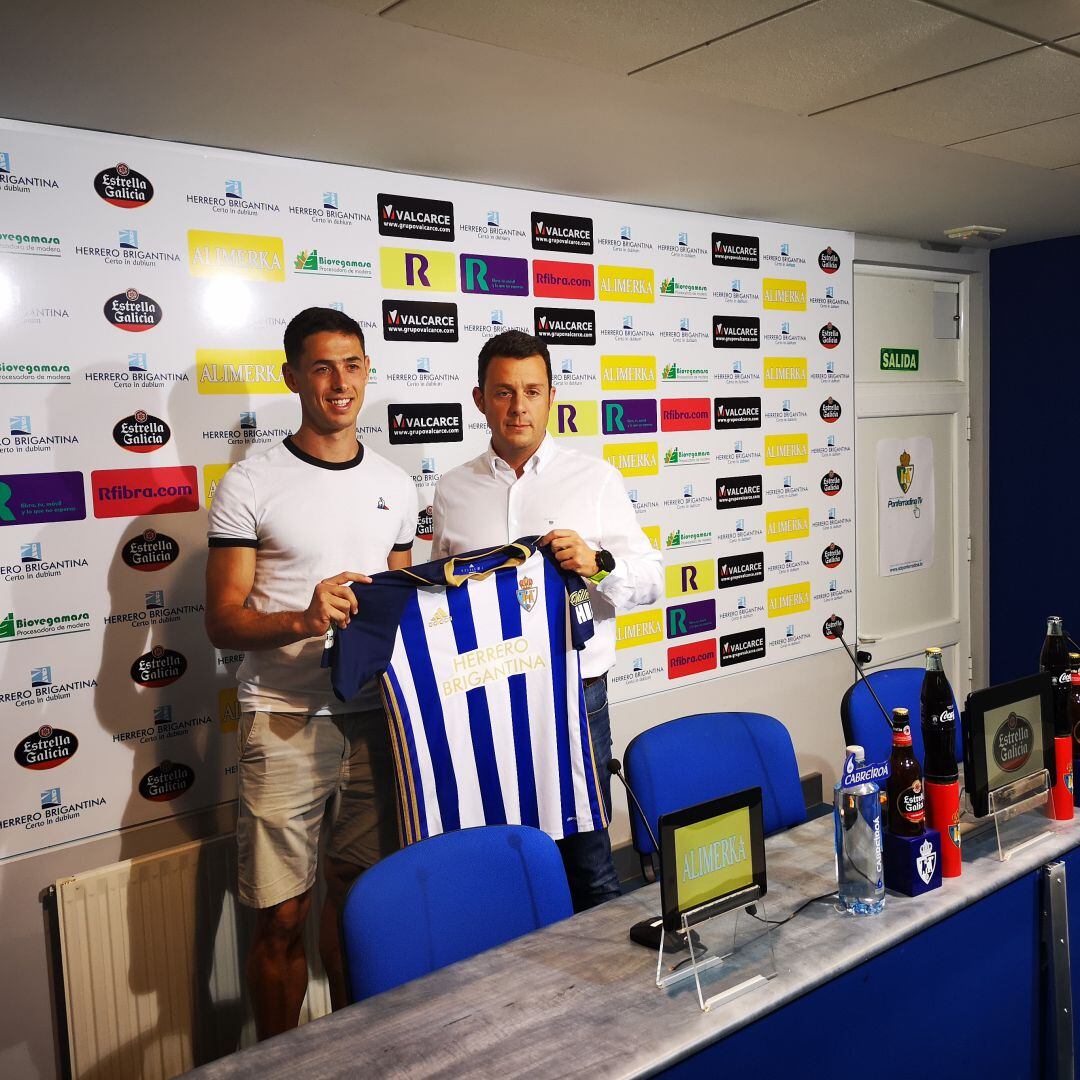 Asier Benito se mostraba ilusionado por fichar en la Deportiva