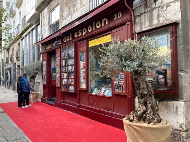 La Librería del Espolón, en Burgos, cumple 115 años de actividad en el mismo emplazamiento