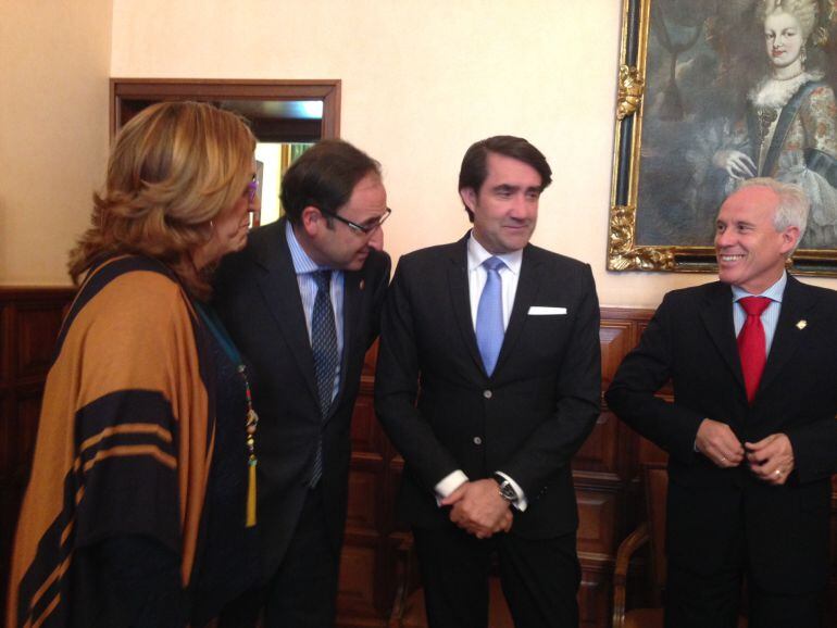 Ángeles Armisén, Alfonso Polanco, Juan Carlos Suárez-Quiñones y Luis Domingo González