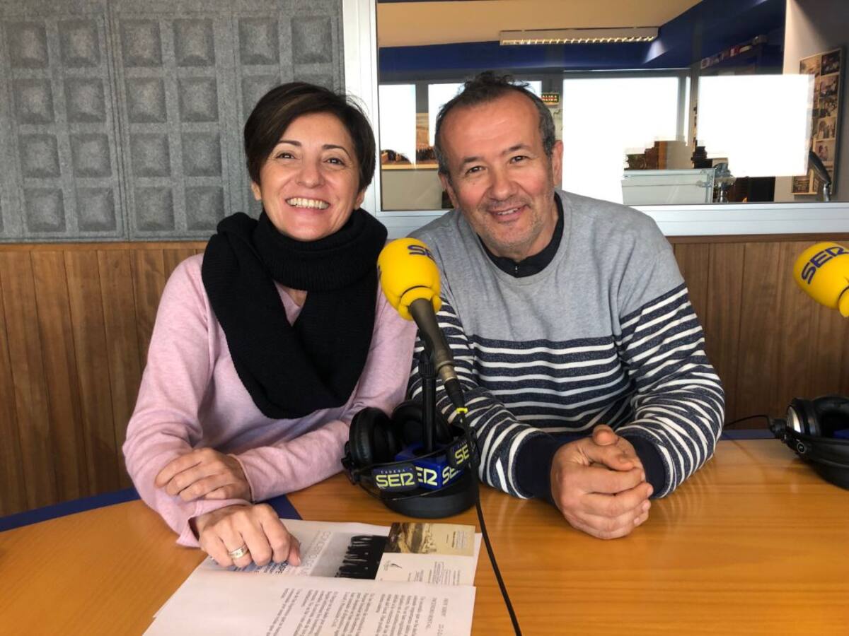 ¿Con quién bailan los políticos? 'La Cortinilla' tiene las respuestas