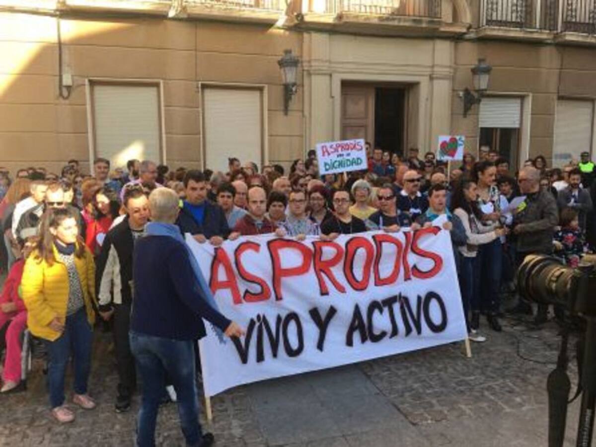 Asprodis plantea reconvertir el antiguo colegio de Educación Especial en un aparcamiento