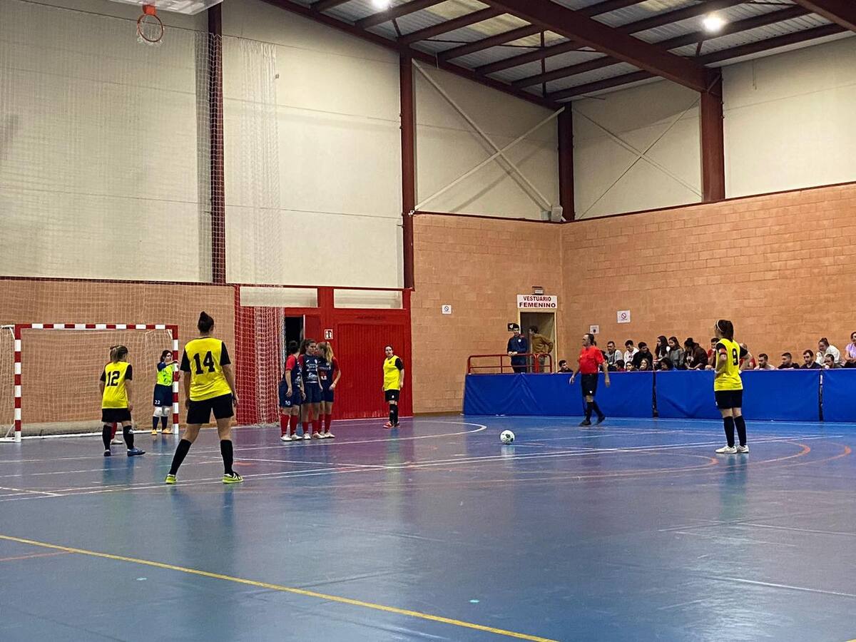 Futbol sala femenino. El Villena FS remonta en Castalla y vence 3-4