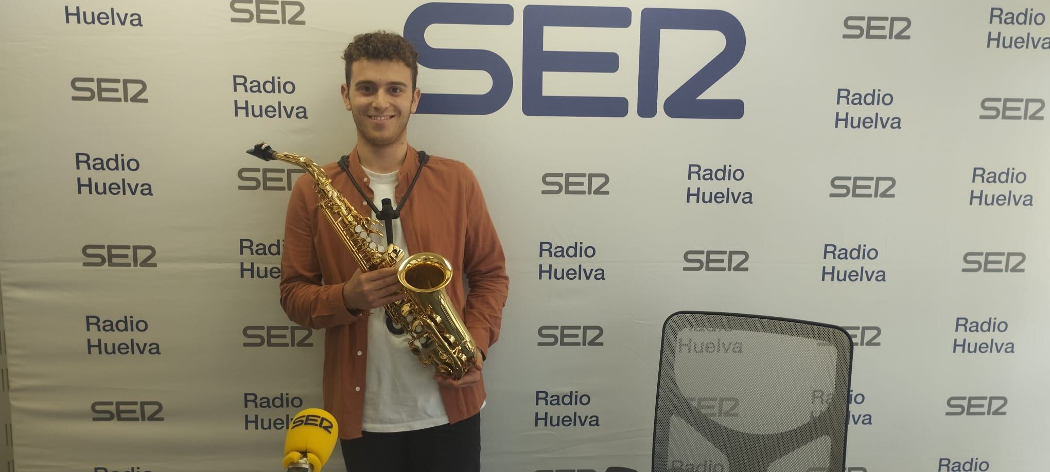 Alejandro González González, saxofonista de Isla Cristina (Huelva)