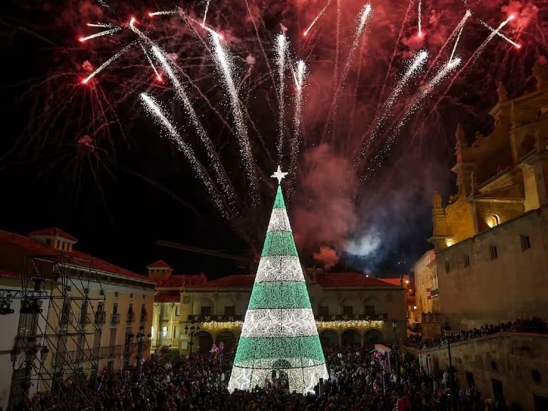 Lorca enciende su encendido de navidad este sábado 29 de noviembre.