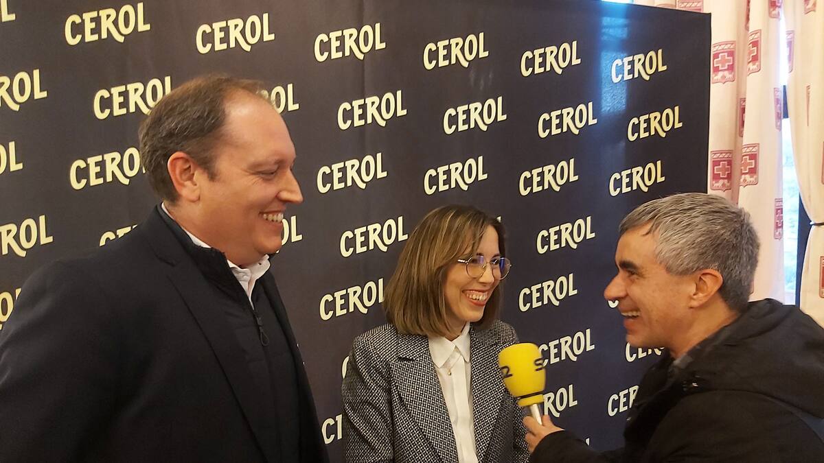 Licores Sinc presenta la nueva imagen de su marca Cerol en un acto con cerca de 200 personas vinculadas con la hostelería alcoyana