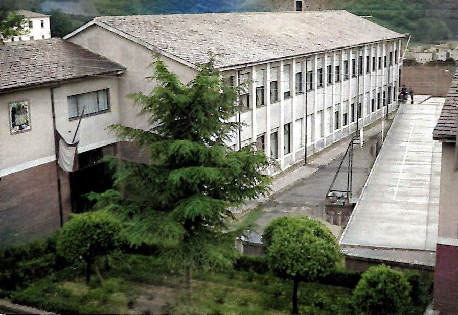 Antiguas escuelas de Toreno