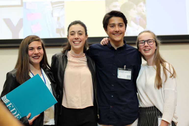 Los cuatro ganadores: Silvia Cerdán, Marta Martínez, Ennio Campoli y Alba Velasco