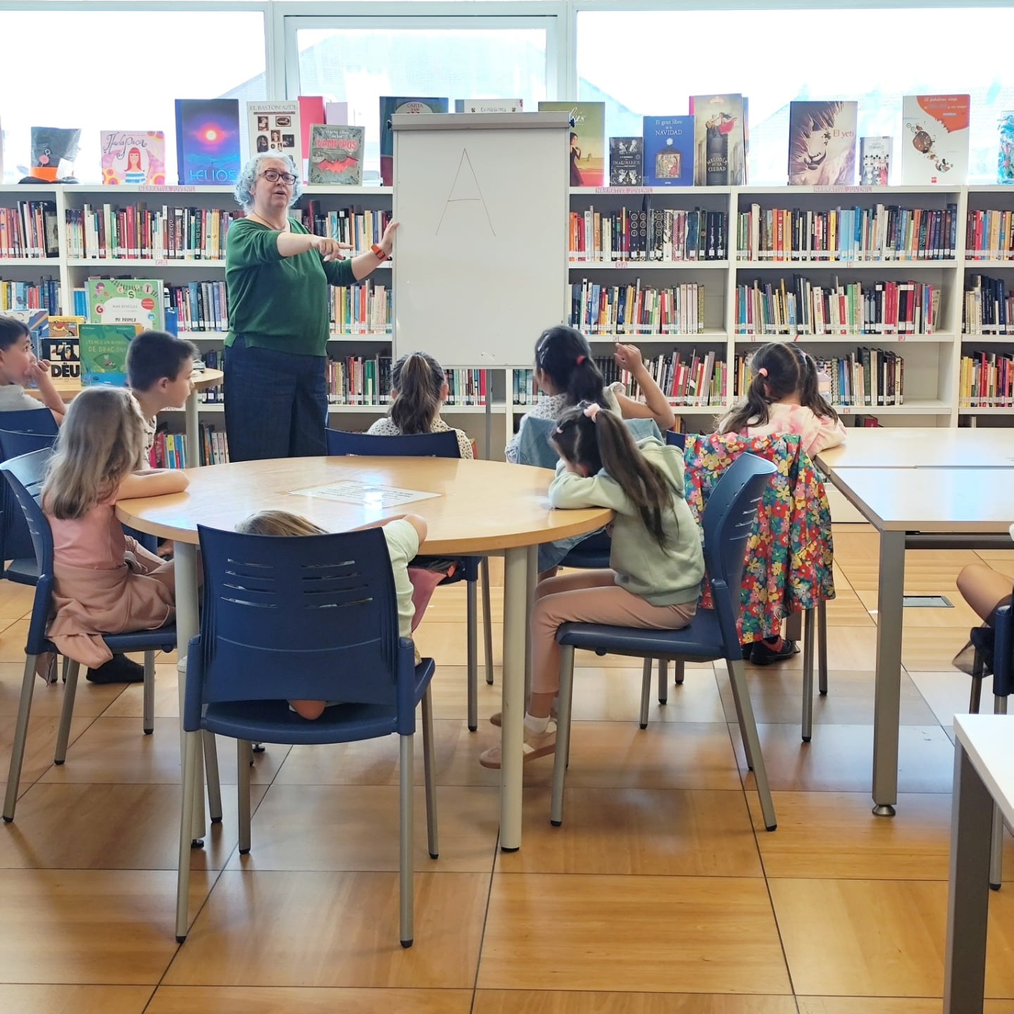 Imagen de una actividad infantil en la Biblioteca Municipal Almudena Grandes de Ciempozuelos