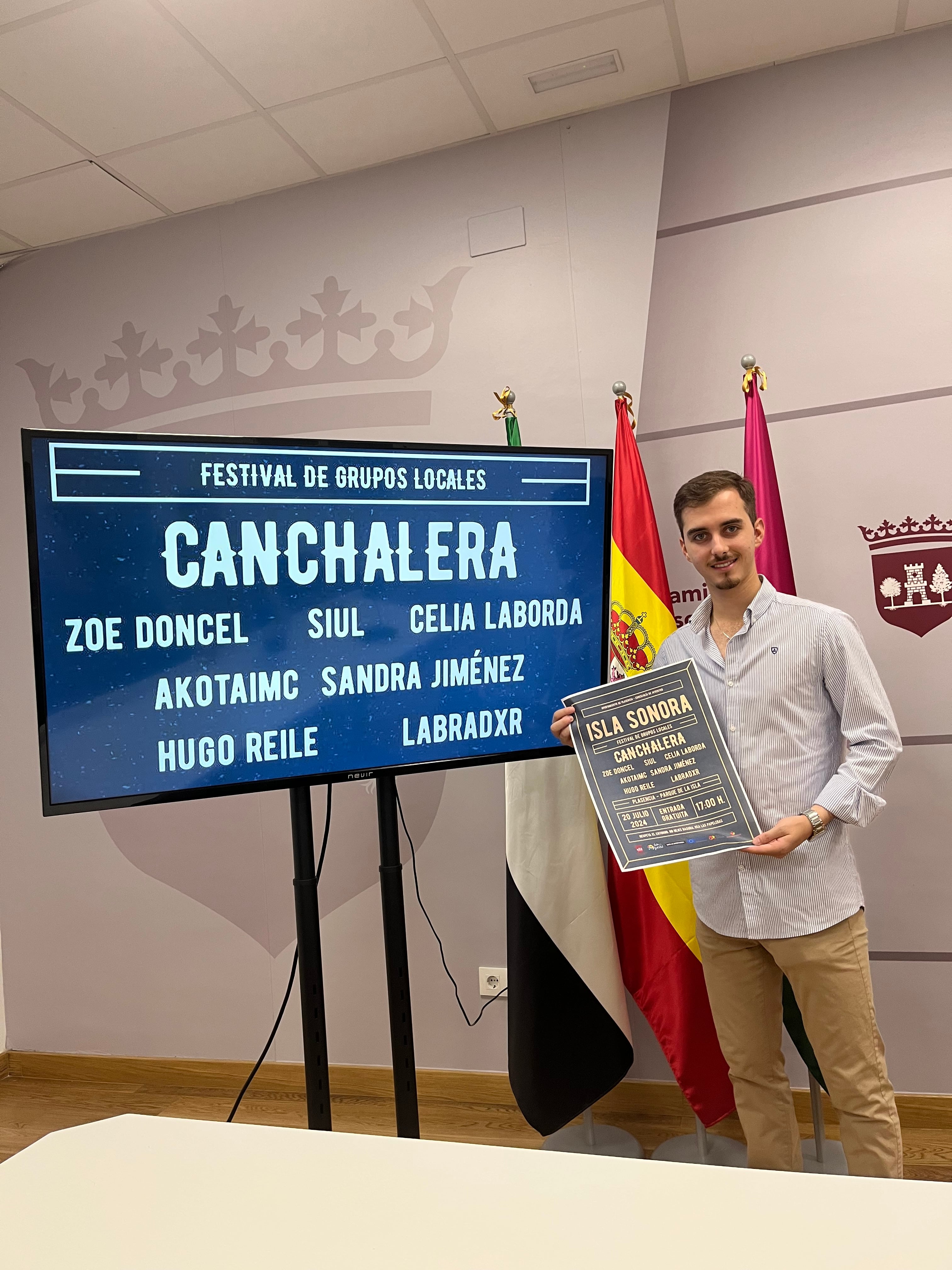 Alberto Belloso, Concejal de Juventud, presentando el nuevo festival joven.