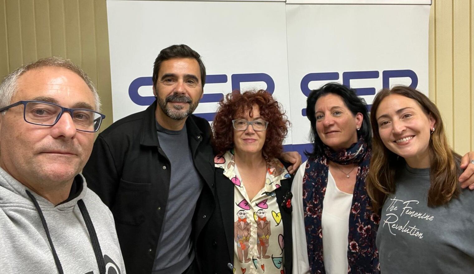 Un plantel de periodistas para hablar del periodismo local