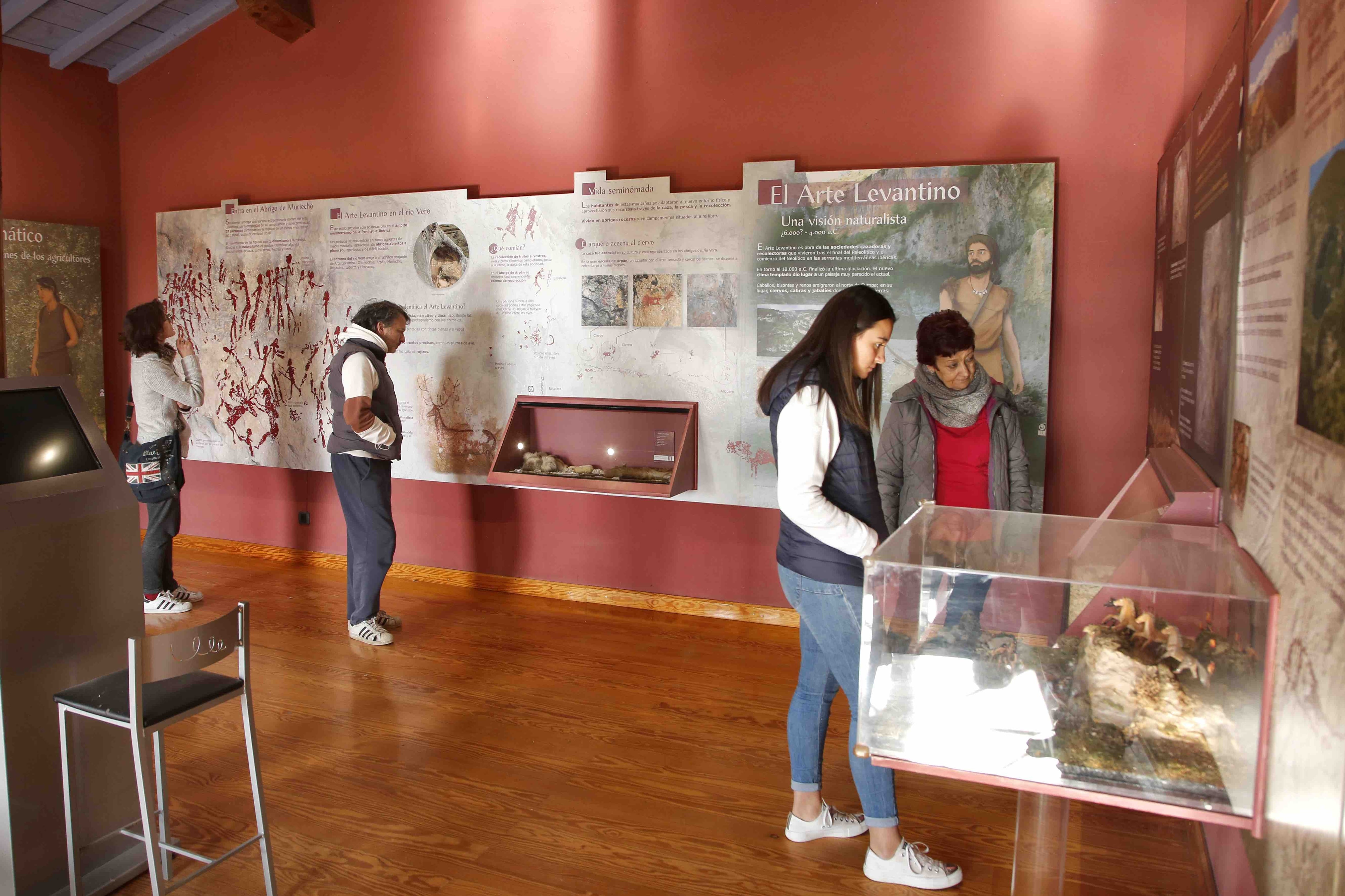 Centro del arte rupestre en Colungo