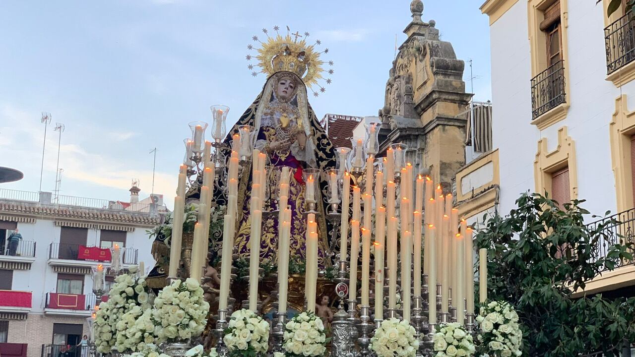 La Virgen de Los Dolores en Capitulares