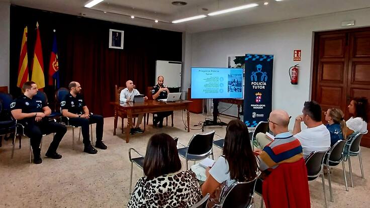 El concejal de Policía del Ayuntamiento de Monzón, Carlos Perella, y el jefe de la Policía Local, Daniel Saura