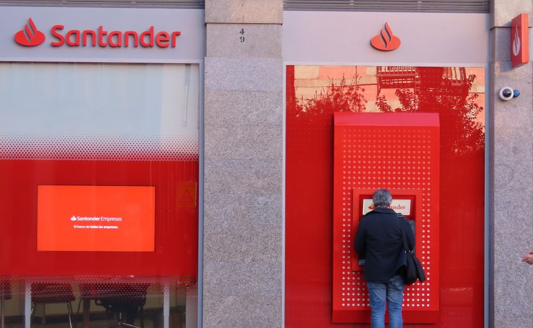 Esta serie de estafas afectan a Santander, BBVA y Caixabank.