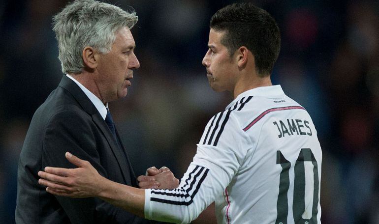 Ancelotti y James, en la etapa en la que coincidieron en el Real Madrid.