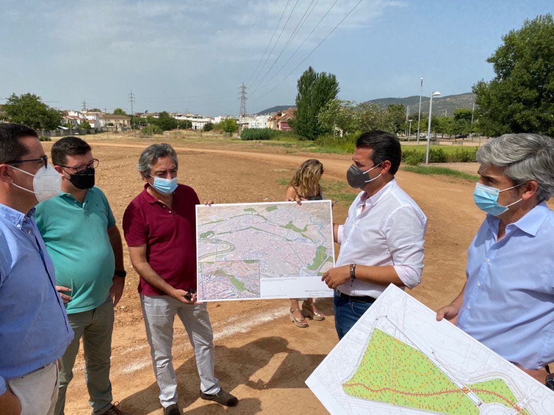 José María Bellido visitando el Parque del Flamenco.