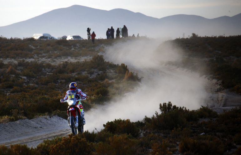 Barreda rueda durante la 6ª etapa del Dakar