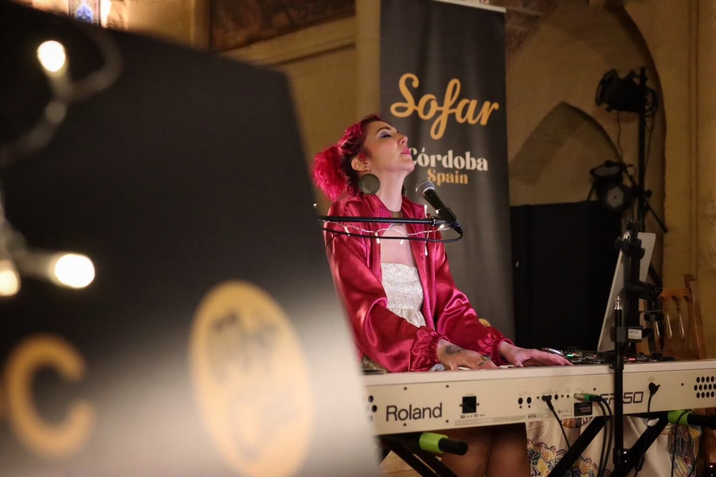 Actuación de Ana de Lois en Sofar Sounds Córdoba
