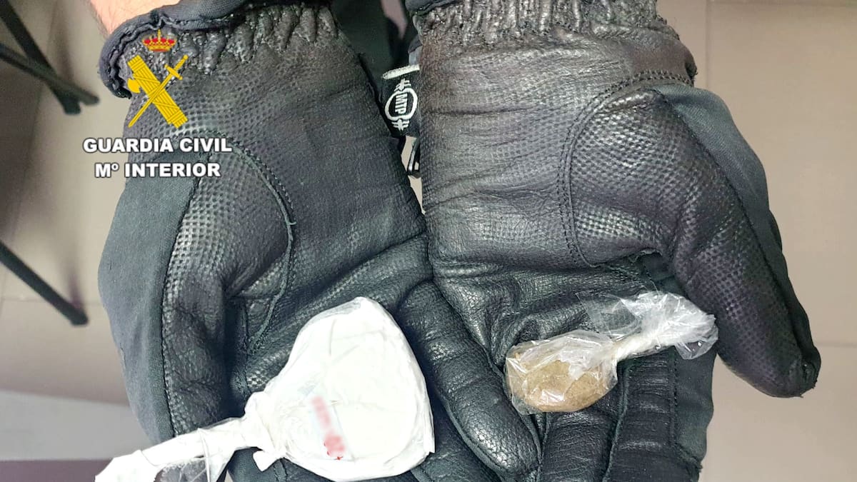 La Guardia Civil detiene a un hombre con cocaína y hachís y que había sido detenido en 38 ocasiones antes