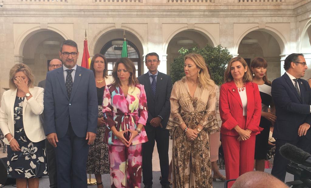 Los delegados provinciales y otros cargos del Gobierno andaluz en el Palacio de la Aduana