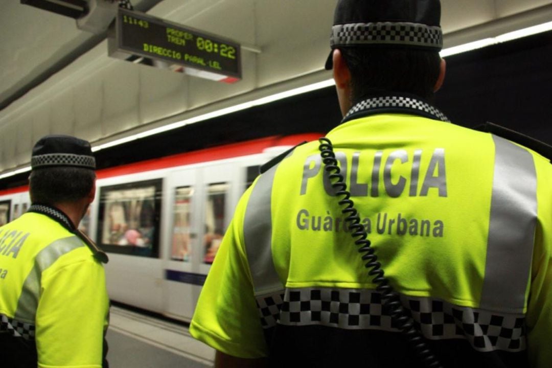 Agentes de la Guàrdia Urbana de Barcelona en una imagen de archivo