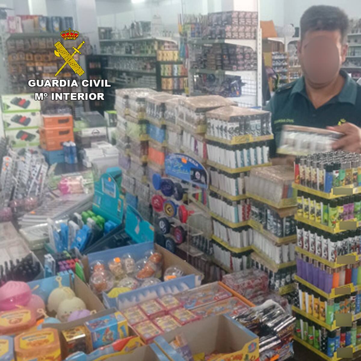 La Guardia Civil investiga a siete personas por vender productos falsificados en Murcia y en el Alto Guadalentín