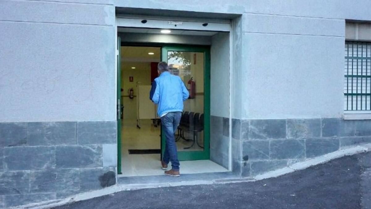 Agredidos dos trabajadores de un centro de salud en Tenerife