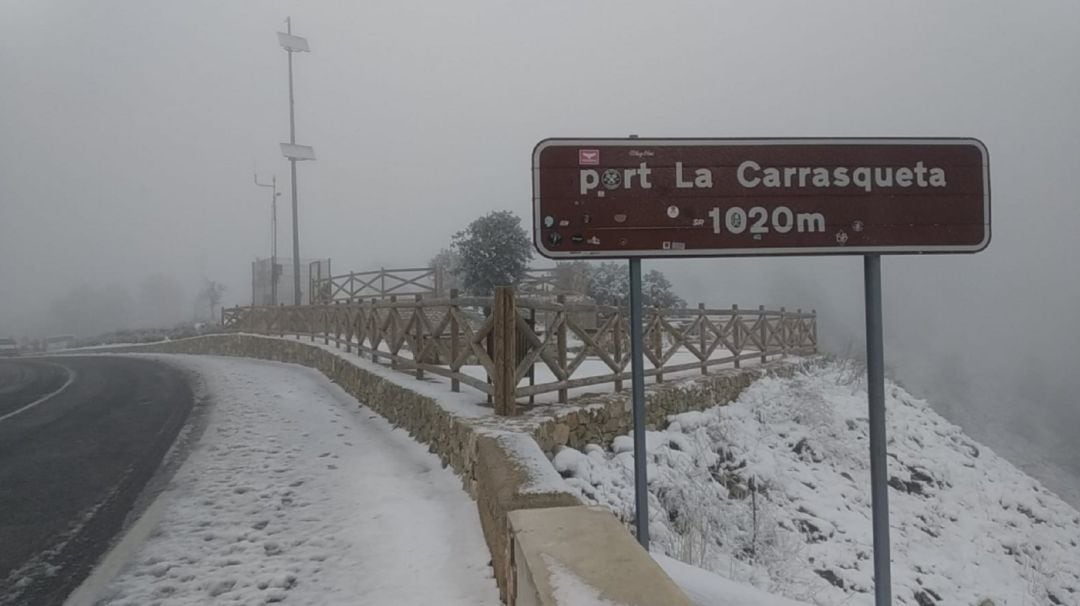 Nieve en el Port de la Carrasqueta