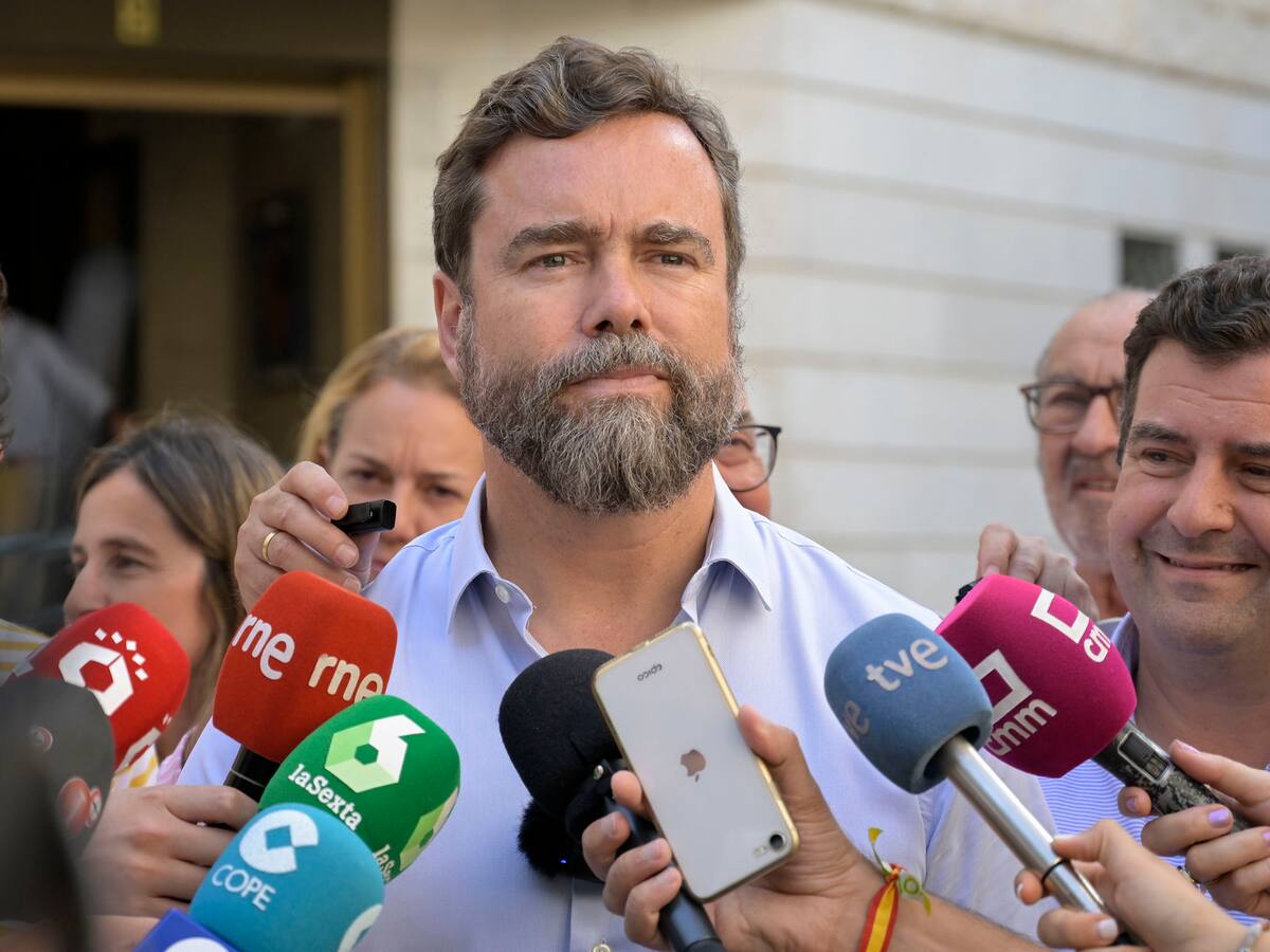 Vox asegura que el pacto con el PP en Aragón "va cogiendo mejor color"