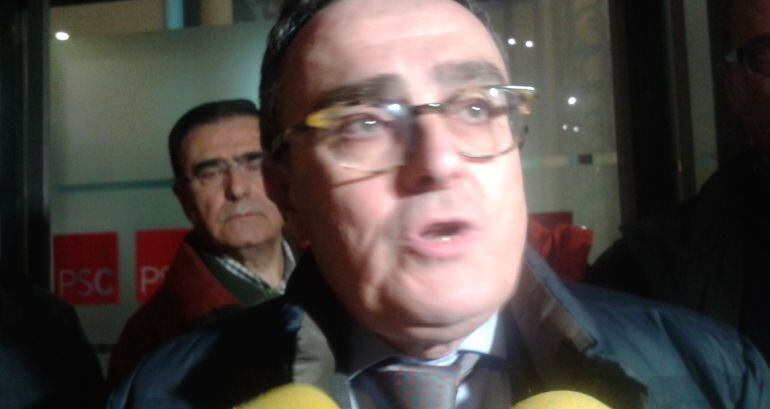 Atenció als mitjans de comunicació, després d'acabar la reunió