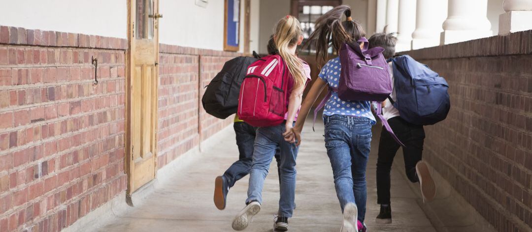 Niños en el colegio