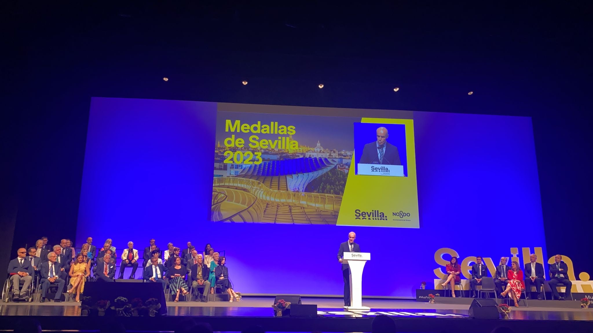 Discurso del alcalde de Sevilla, Antonio Muñoz, en el acto de entrega de medallas de la ciudad