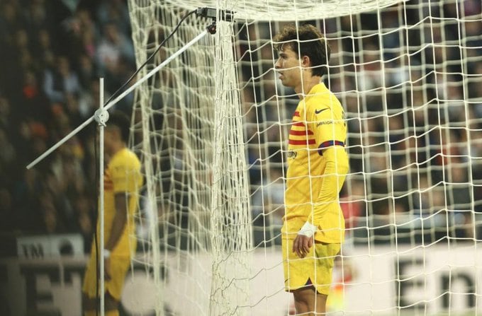 Joao Félix no celebra su gol en Mestalla.