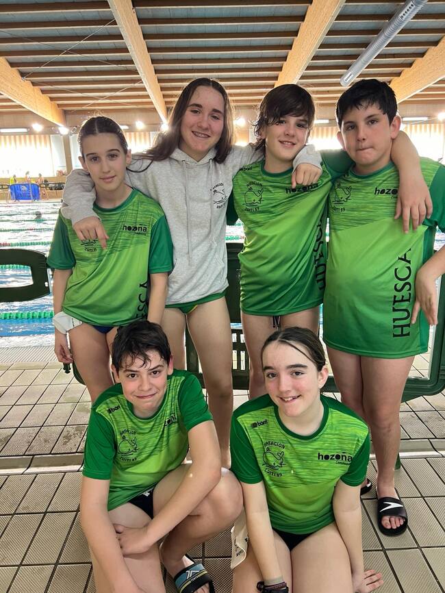 Nadadores del CN Zoiti