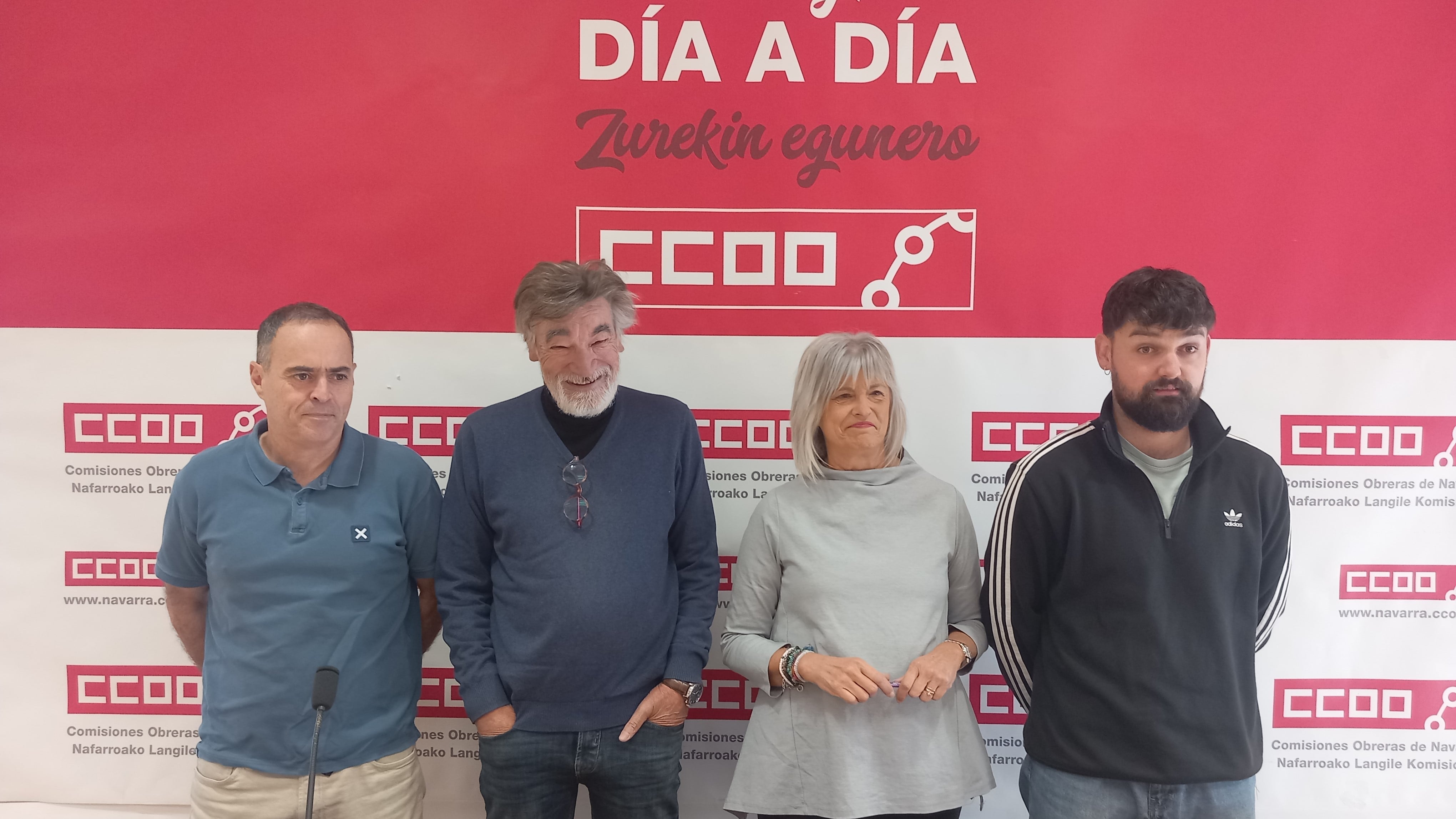 David Marcaláin, Chechu Rodríquez, Victoria Astráin y Unai Álava, en la sede de CCOO en Pamplona. Cadena SER