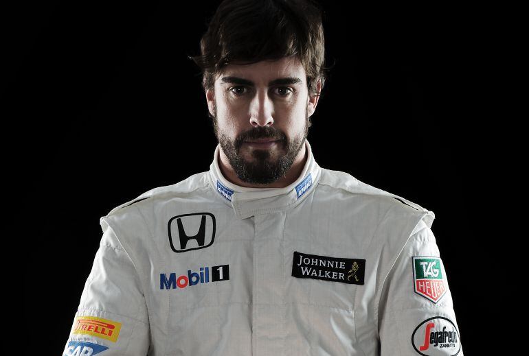 Fernando Alonso, en una foto oficial de McLaren