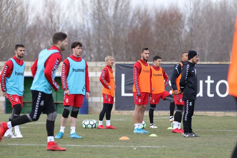 Plantilla y técnico se encomiendan a la locura