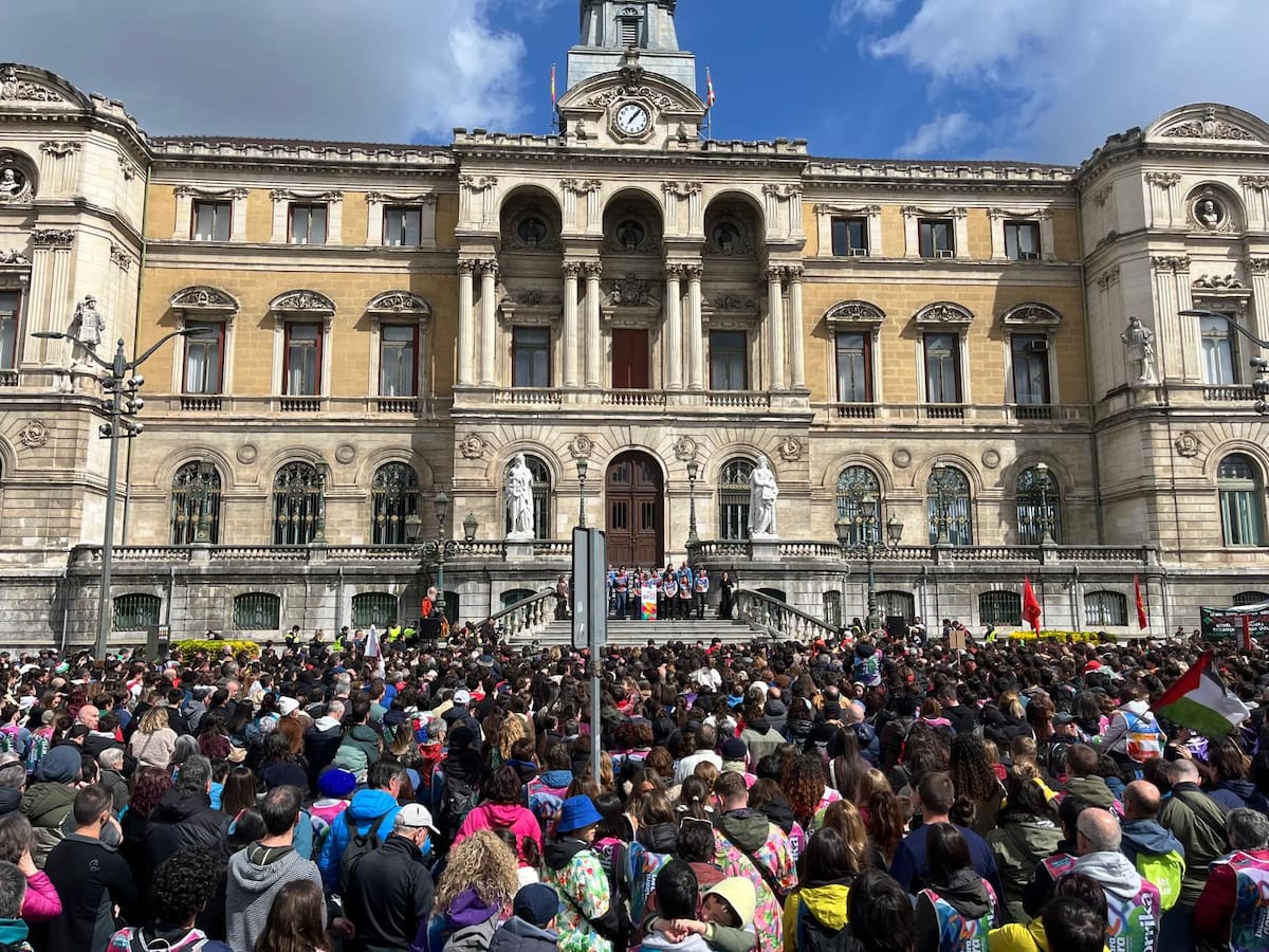 La Korrika llega a Bilbao para despedir su 24ª edición por todo lo alto