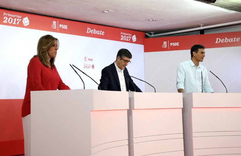 Fotografía facilitada por el PSOE de los candidatos a la Secretaría General del PSOE, Susana Díaz, Patxi López y Pedro Sánchez