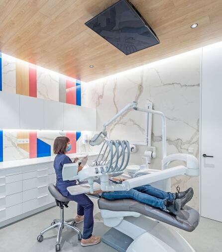 La Clínica Dental Comisura cuenta con últimas tecnologías en odontología.