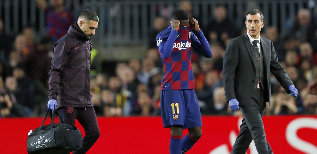 Dembélé se marcha del campo tras caer lesionado en Champions ante el Borussia Dortmund