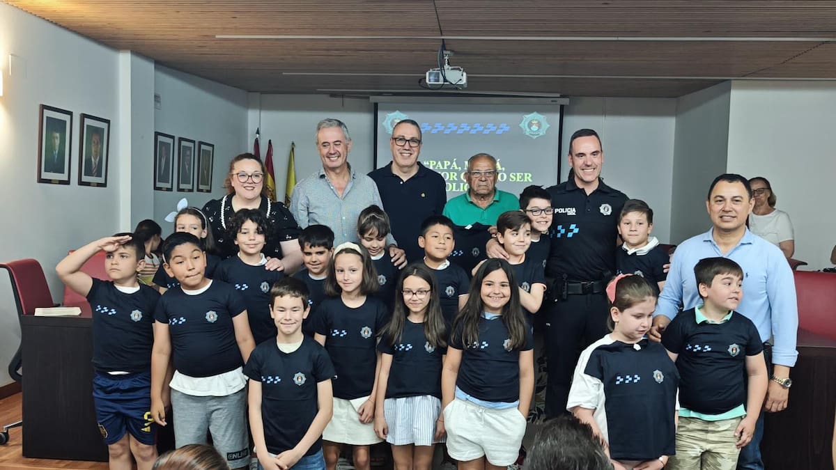Bargas celebra su primera promoción de Policía Infantil